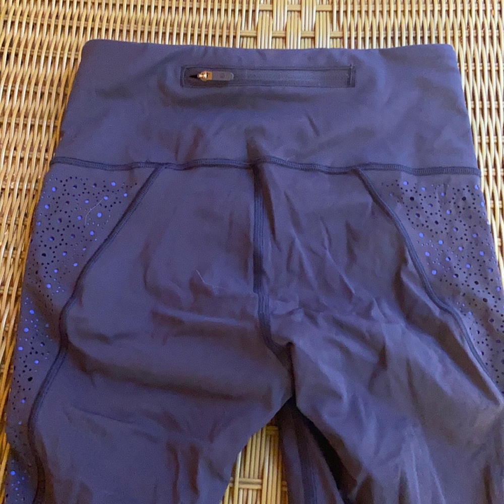 Lululemon Colour Me Quick 7/8 Tight Blue Size 4